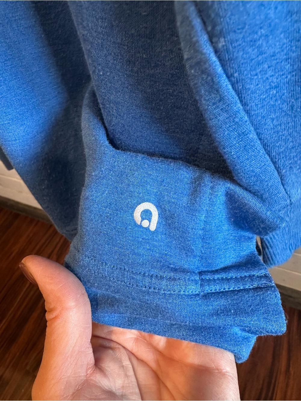 Hyba | Blue Long Sleeved Relaxed Fit Shirt - Picture 4 of 8